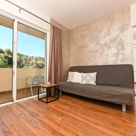 Bluesky Apartment