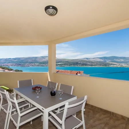 Bluesky Trogir